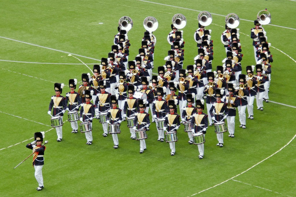 Oranjevereniging Sassenheim 100 jaar - Taptoe bij Rugbyclub the bassets